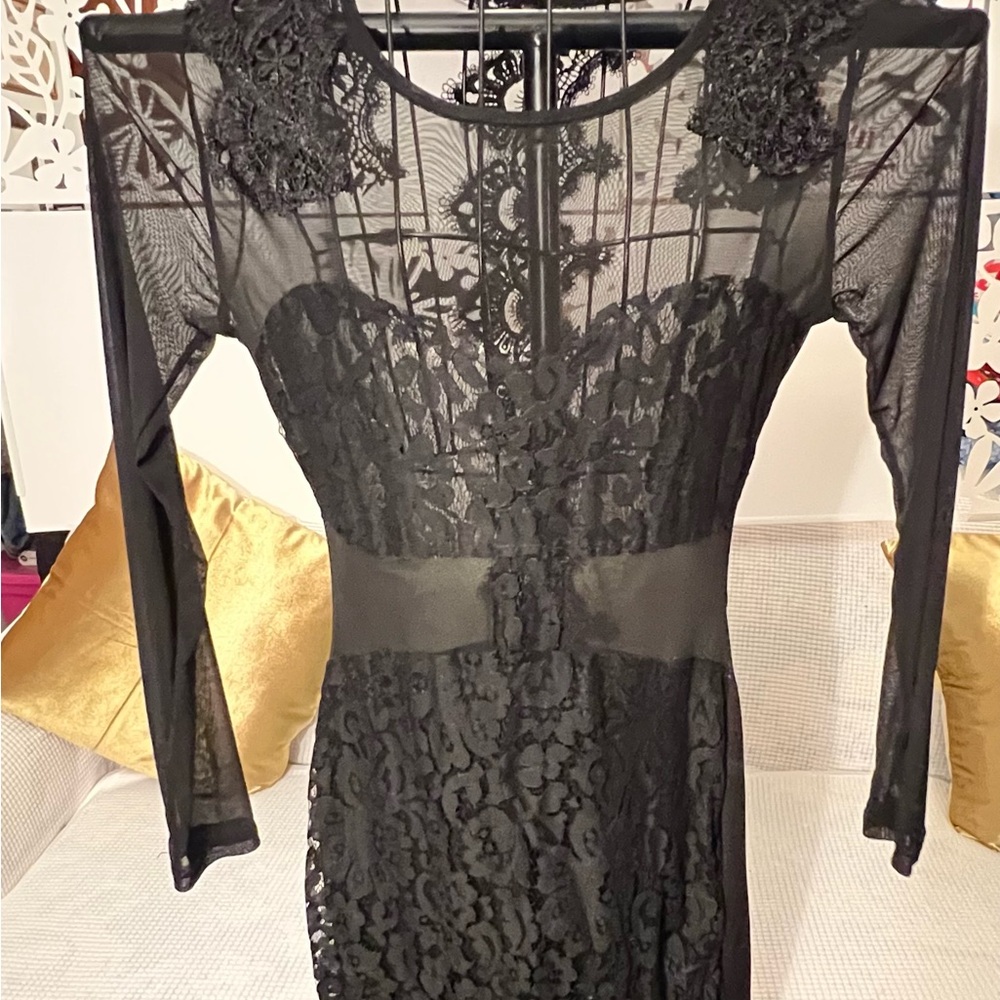 Elegant Black Lace Dress